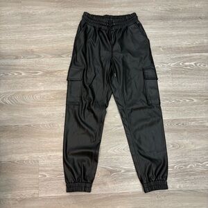 Seven Sisters Black Vegan Leather Cargo Pant sz S